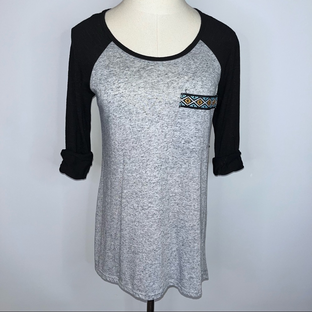 MOA MOA Gray Black Crew Neck Raglan Shirt Small Aztec Front Pocket